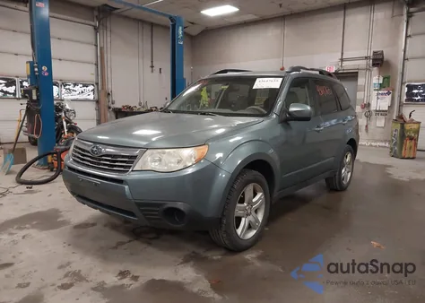 2010 Subaru Forester 2.5X Premium из США, поврежденный, VIN JF2SH6CC5AH787056